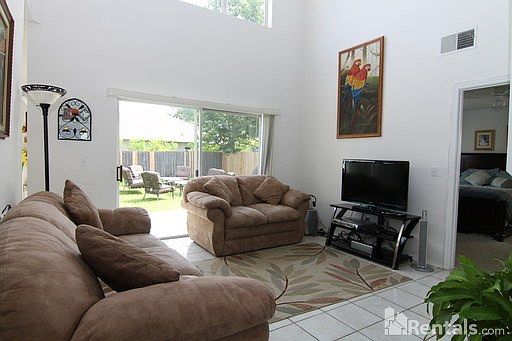 2nd image of 10443 Glassborough Dr