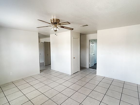 2nd image of 1808 Windward Dr APT A