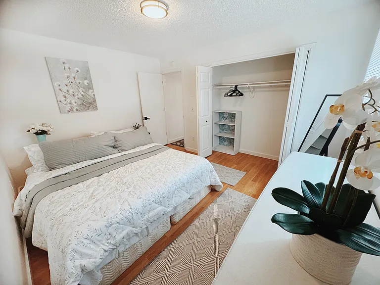 310 & 312 Bolin St #312 — Photo 13