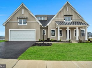 2034 N Fall Harvest Dr #56, Mechanicsburg, PA 17055