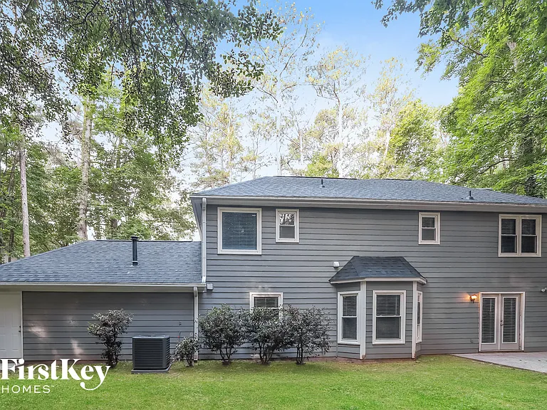 3585 Chastain Ct — Photo 15