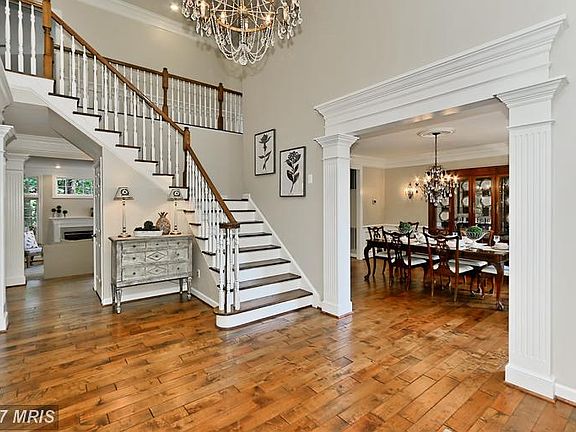 5th image of 21025 Glendower Ct