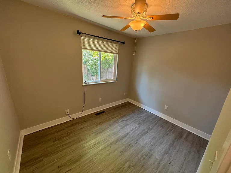 4700 W 16th Ave — Photo 13