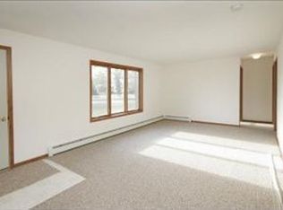 11936 Oakland Dr, Schoolcraft, MI 49087