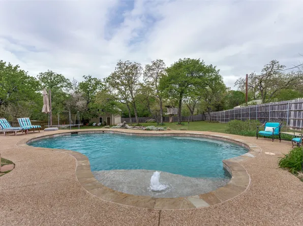 9714 Windsor Cir, Fort Worth, TX 76140