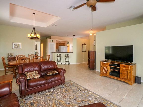 5th image of 2710 Blue Cypress Lake Ct