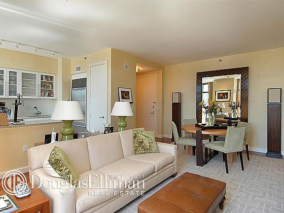3rd image of 1 Morton Sq APT 12EW