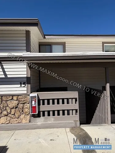 2150 College Pl #15 Photo 1