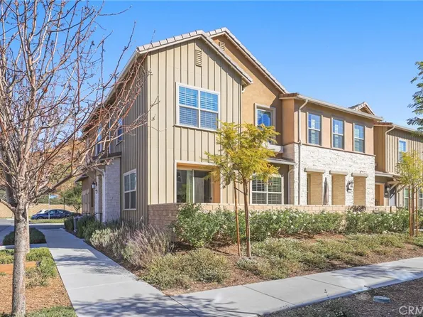 22892 Concord Dr, Santa Clarita, CA 91350