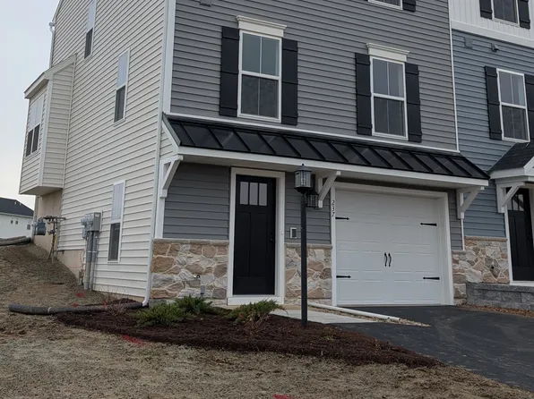 237 Magnolia Ln, State College, PA 16803