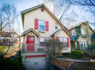 2567 Ridgeland Pl, Cincinnati, OH 45212