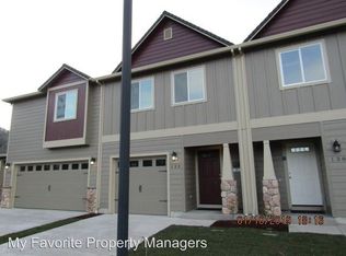 122 Rivers Edge Dr, Gold Hill, OR 97525