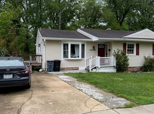 1203 Ross Dr SW, Vienna, VA 22180