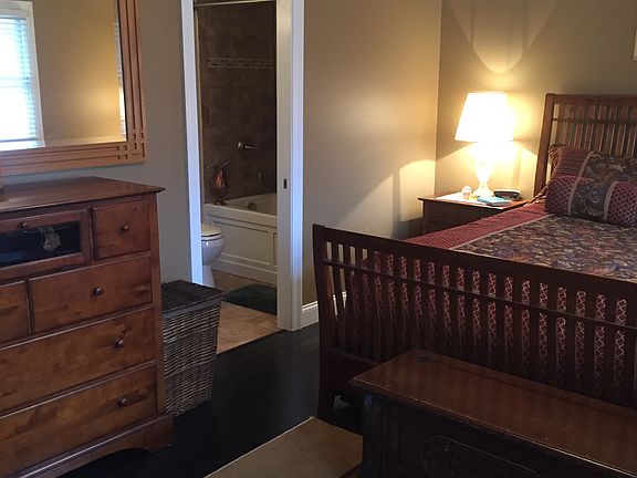 Master bedroom & ensuite