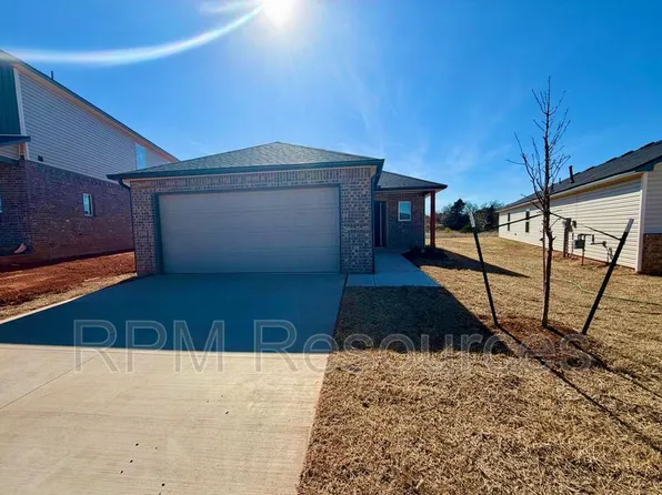 10401 Little Blue Ln, Oklahoma City, OK 73131
