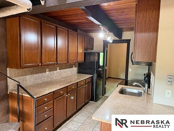 2nd image of 8941 Miami St APT 32