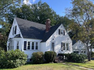 9 Grove St, Lisbon, ME 04252