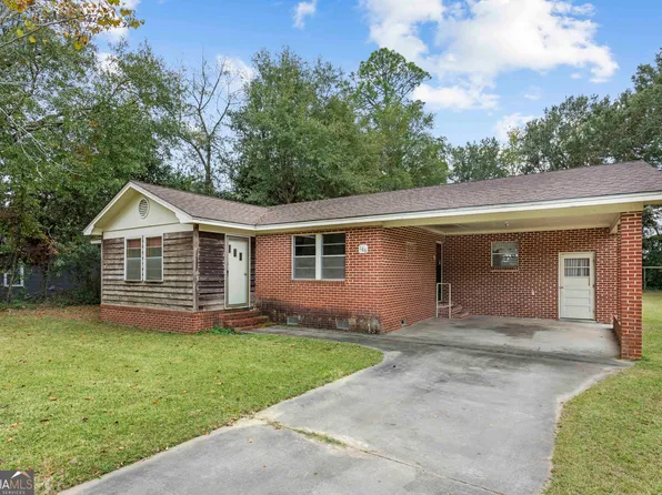 166 Lindale Ave, Moultrie, GA 31788