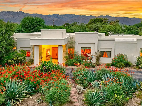 6465 E Santa Aurelia, Tucson, AZ 85715