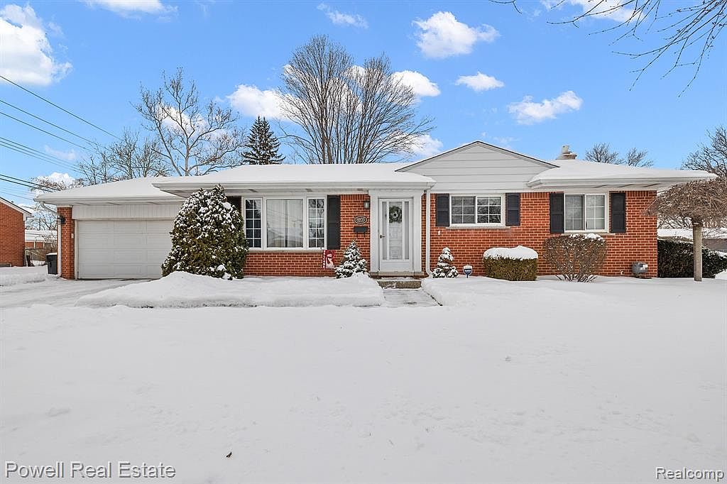 8871 Utah St Livonia MI 48150 Zillow