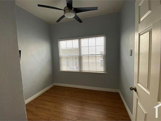5th image of 1439 Cedar Ave APT 9