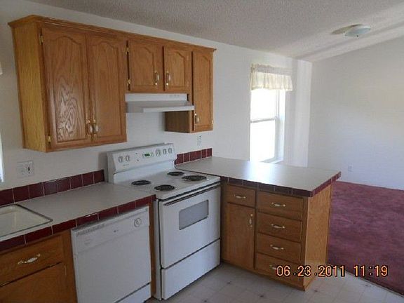 3rd image of 966 S Hillside Dr