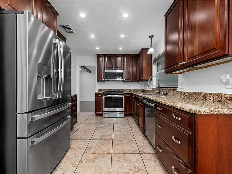 3175 Lake Anderson Ave — Photo 9