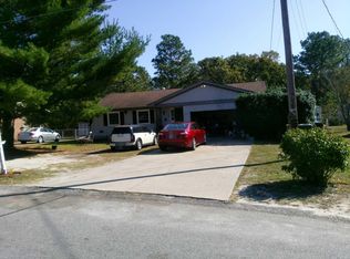 3237 Glenmore Dr, Hope Mills, NC 28348