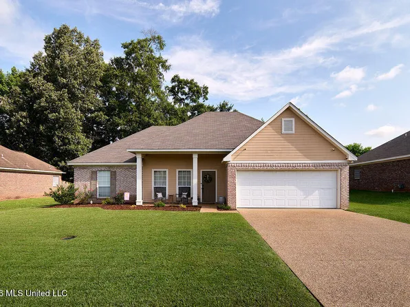 401 Old Town Cir, Brandon, MS 39042
