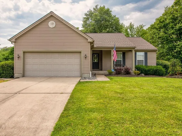 1552 Apple Tree Dr, Amelia, OH 45102
