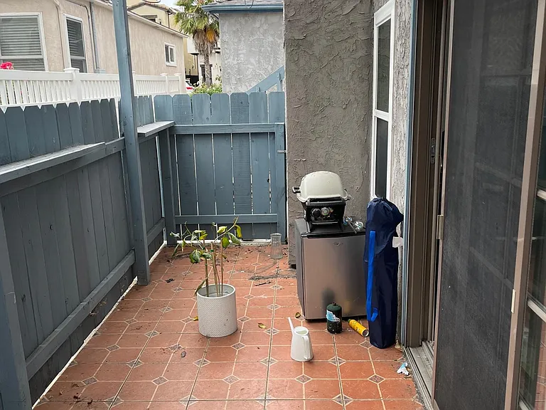3973 Honeycutt St #B — Photo 12