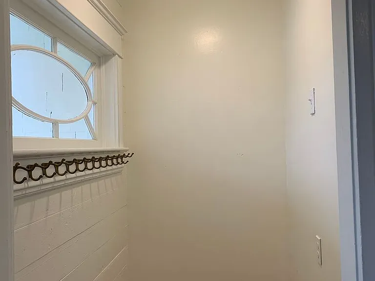 504 N K St — Photo 22