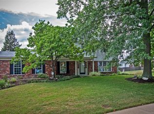 251 Towercliffe Dr, Ballwin, MO 63021