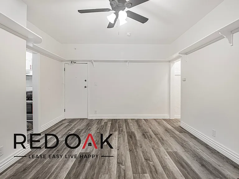 5233 Monte Vista St #306 — Photo 4