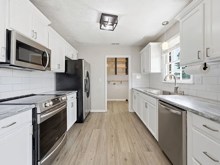 1104 Nan St — Photo 25