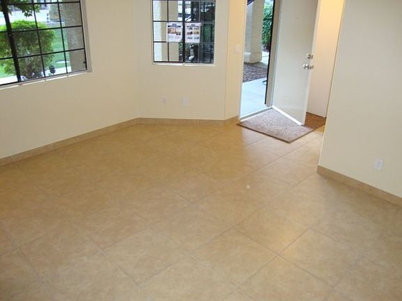 5th image of 925 S Longmore APT 117