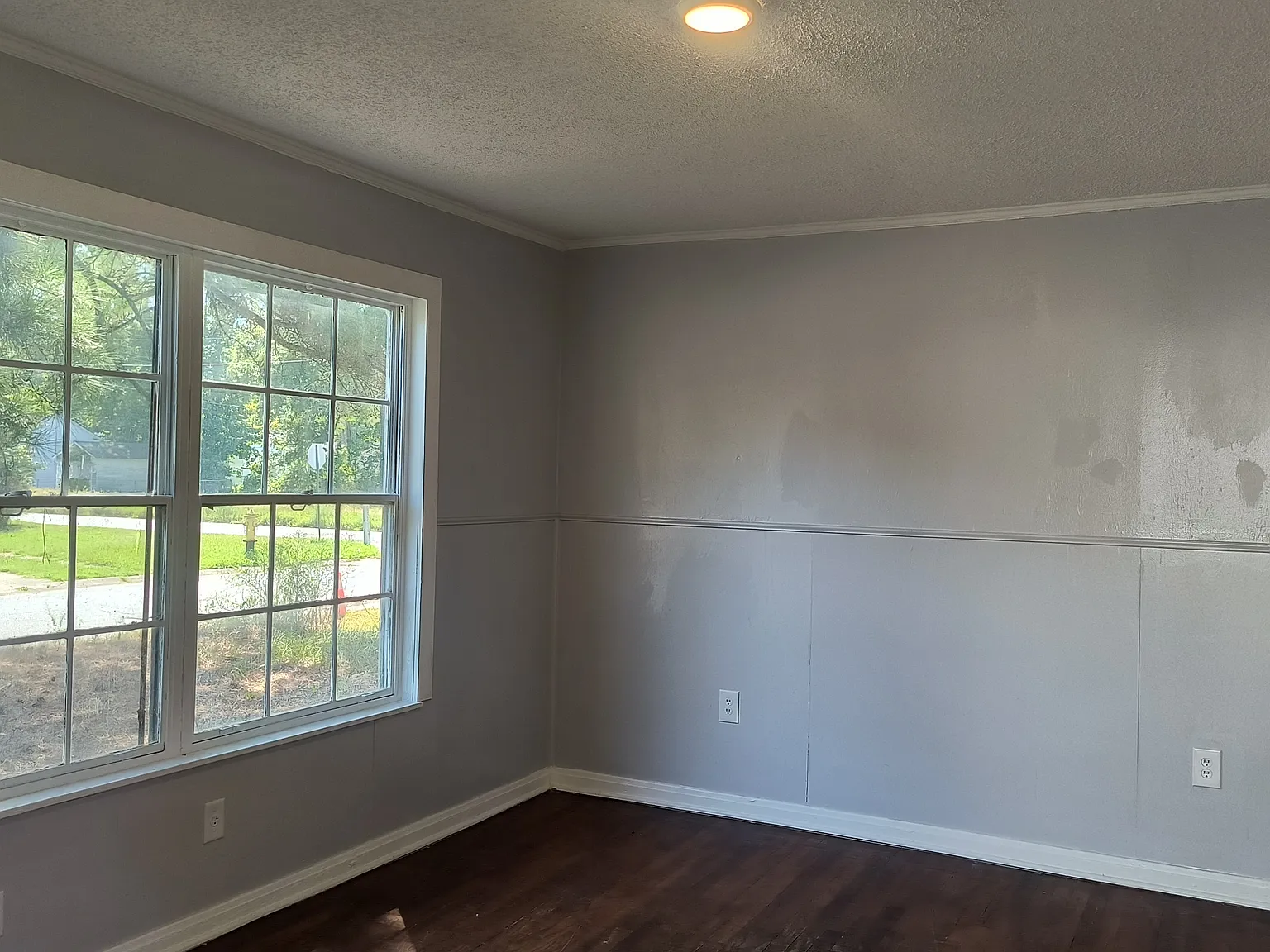 1734 East Circle Drive - 1 — Photo 2