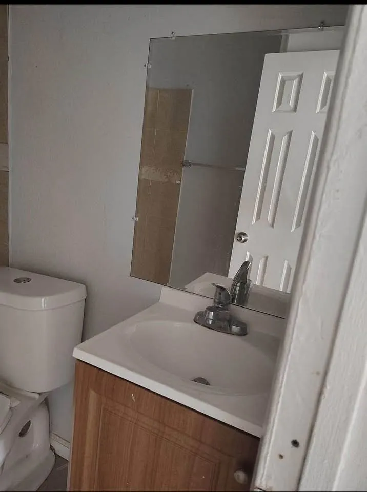 2 bed, 800 sqft, $865 — Photo 3