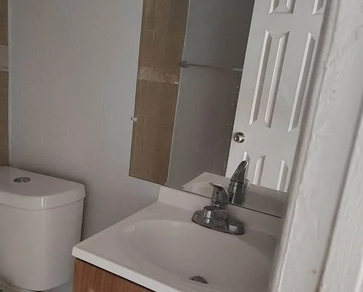 2637 Rosalee Ave #4 — Photo 8