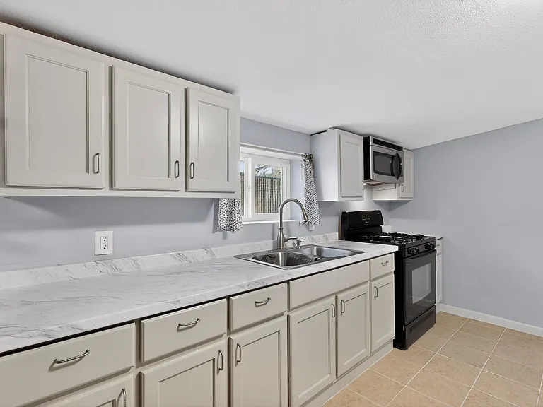 224 Hendrix Rd NW — Photo 12