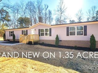 1471 Baton School Rd, Granite Falls, NC 28630