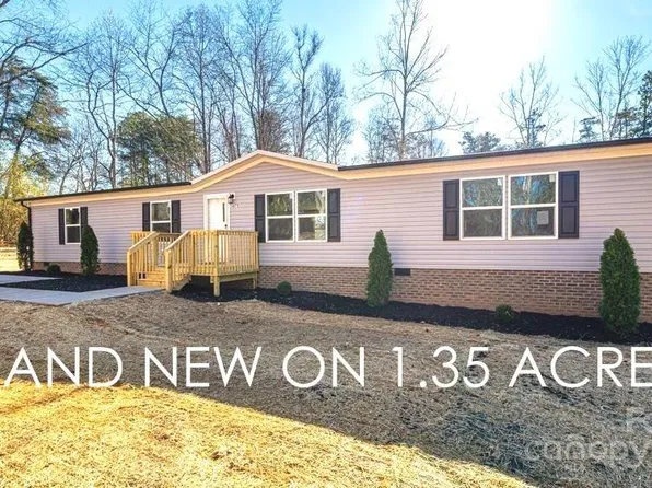 1471 Baton School Rd, Granite Falls, NC 28630