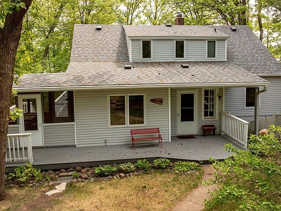 3rd image of 15307 Pine Shores Rd