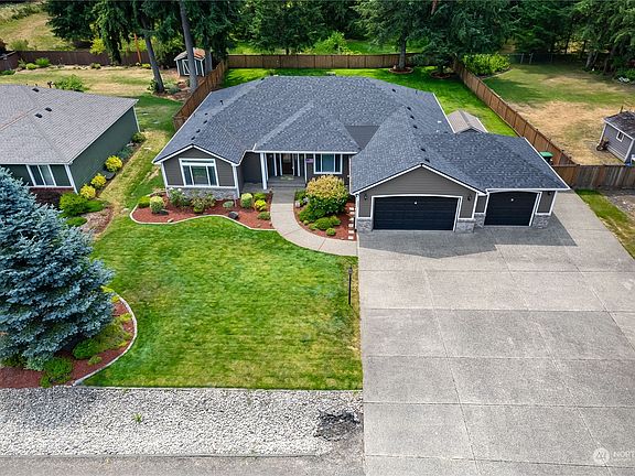 2nd image of 4805 82nd Avenue SE