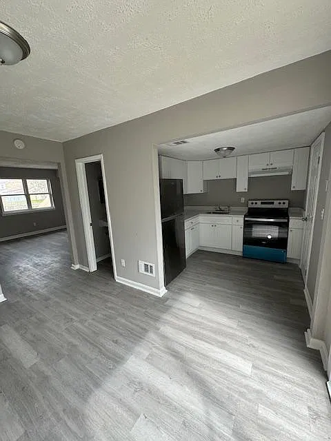 3 bed, 1.5 bath, 1125 sqft, $1,625 — Photo 1