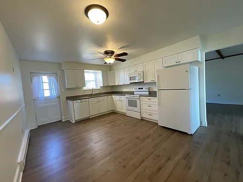 601 E Cypress St #1 Photo 1