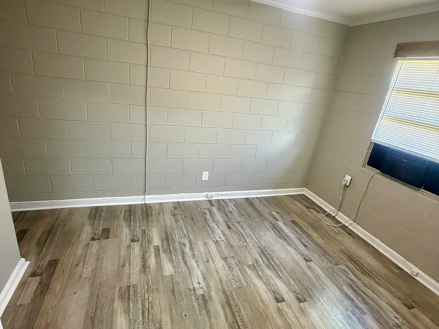 2 bed, 800 sqft, $695 — Photo 4