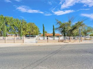 17490 Yucca St, Hesperia, CA 92345