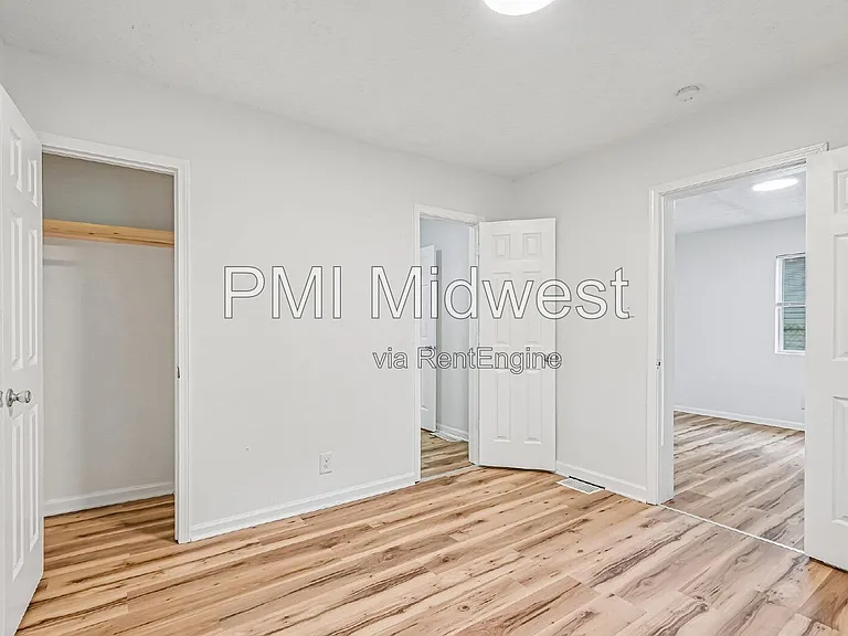 3118 W 9th St — Photo 18