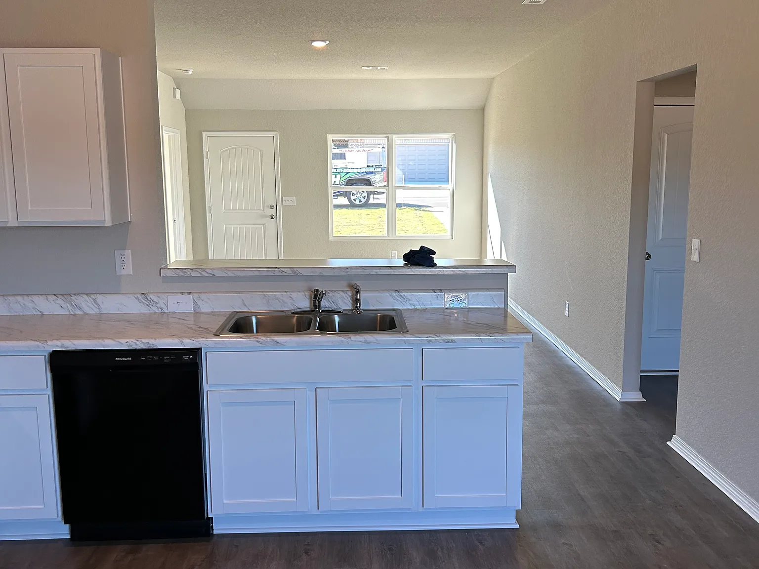 4 bed, 1470 sqft, $1,650 — Photo 4